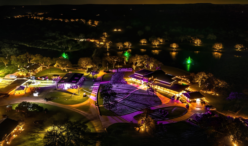 texas-hill-country-wedding-venue-vs-hotel-ballroom